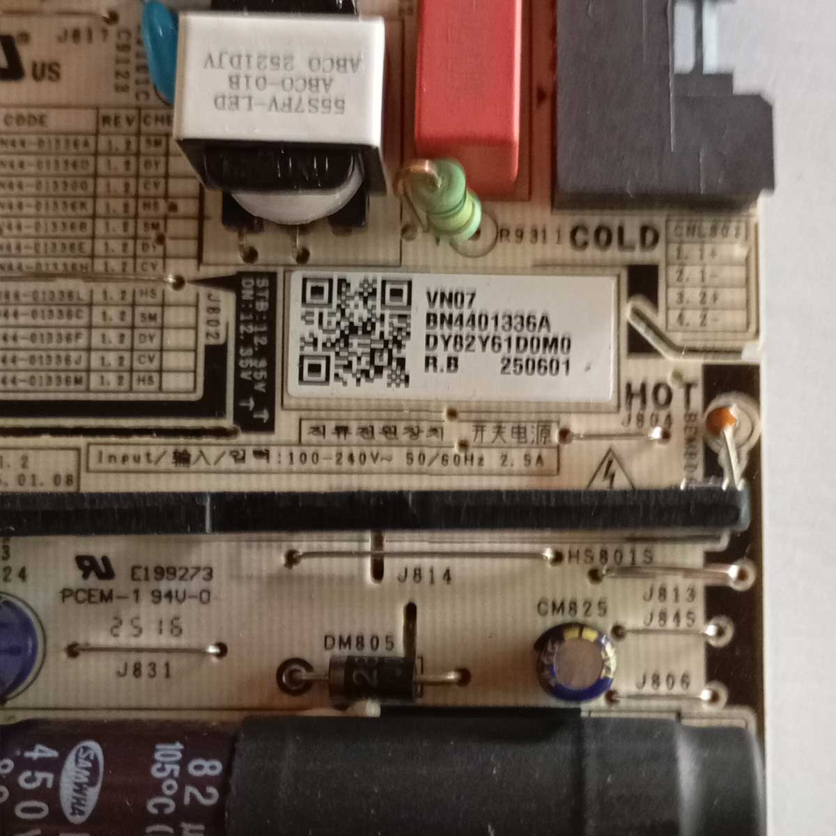 BN4401336A_02